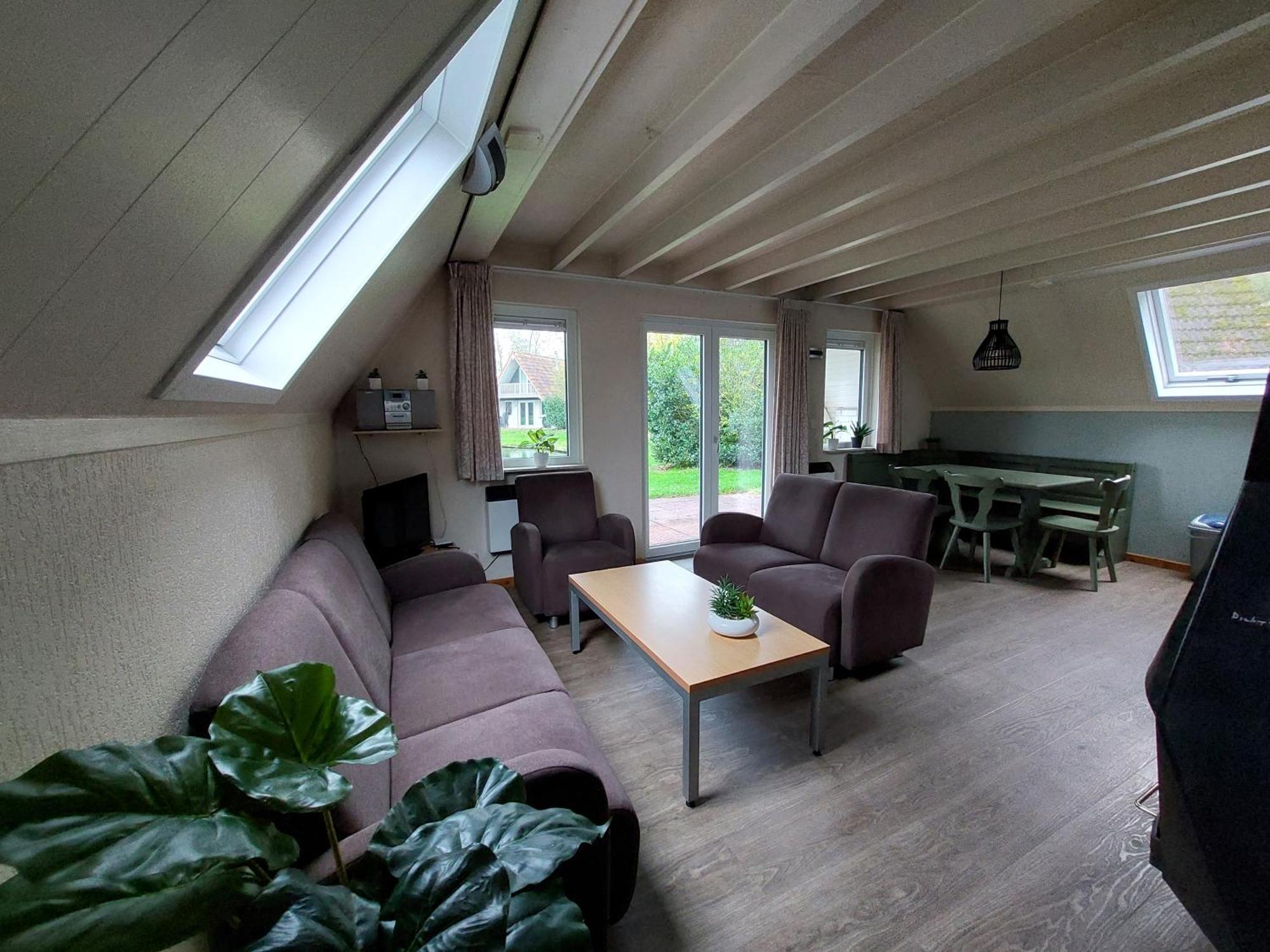 De Vecht, 124 - Centraal Gelegen Aan Vijver Gramsbergen Exterior foto